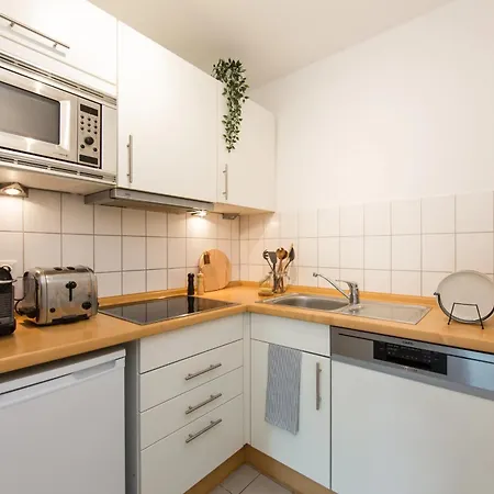 Aparthotel & Coliving